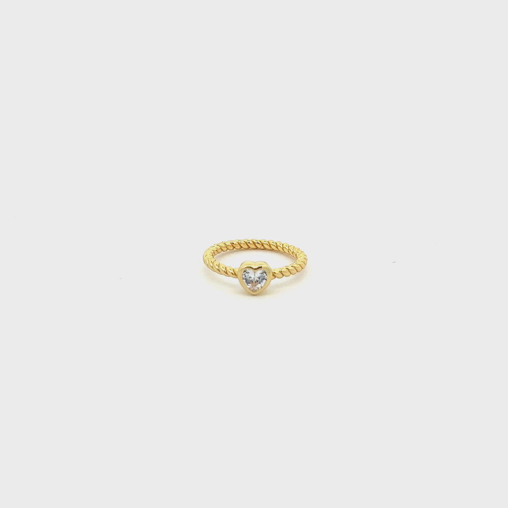 
                
                    Load and play video in Gallery viewer, 14K Gold-Plated Rope Ring with Clear CZ Heart for Girls
                
            