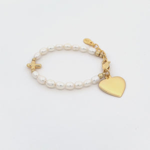
                
                    Load and play video in Gallery viewer, Kinsley - 14K Gold Plated Cultured Pearl Cross Bracelet for Baptism &amp;amp; Communion
                
            